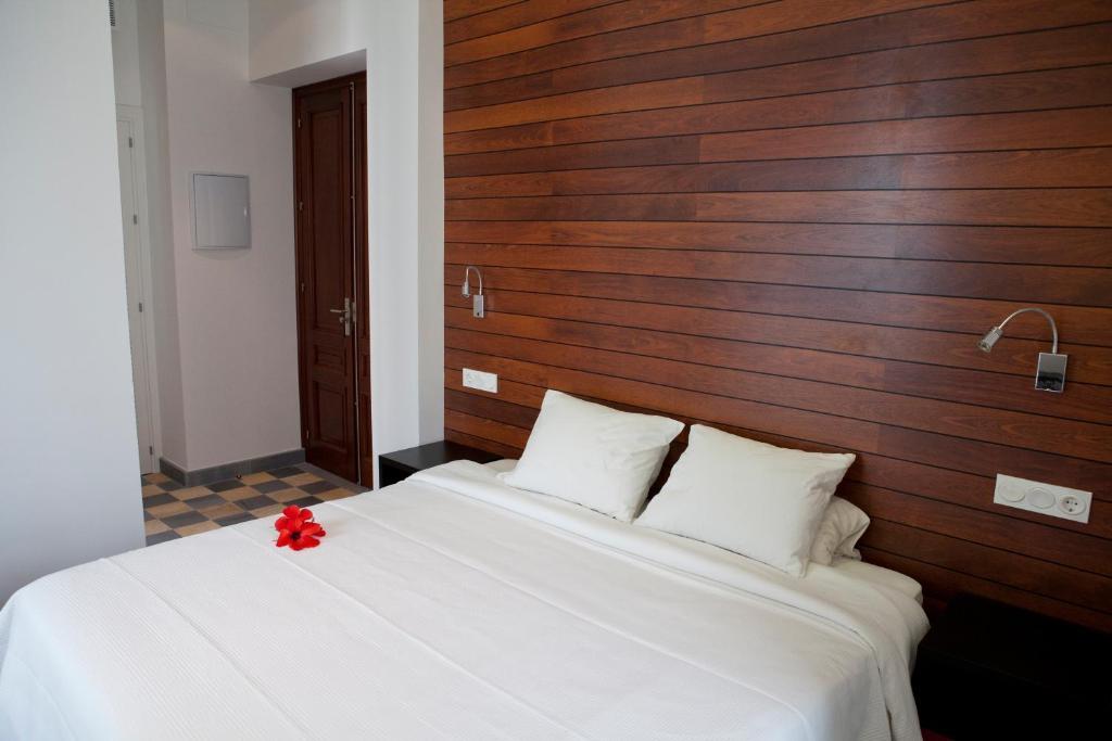 Hostal El Alojado De Velarde Conil De La Frontera Chambre photo