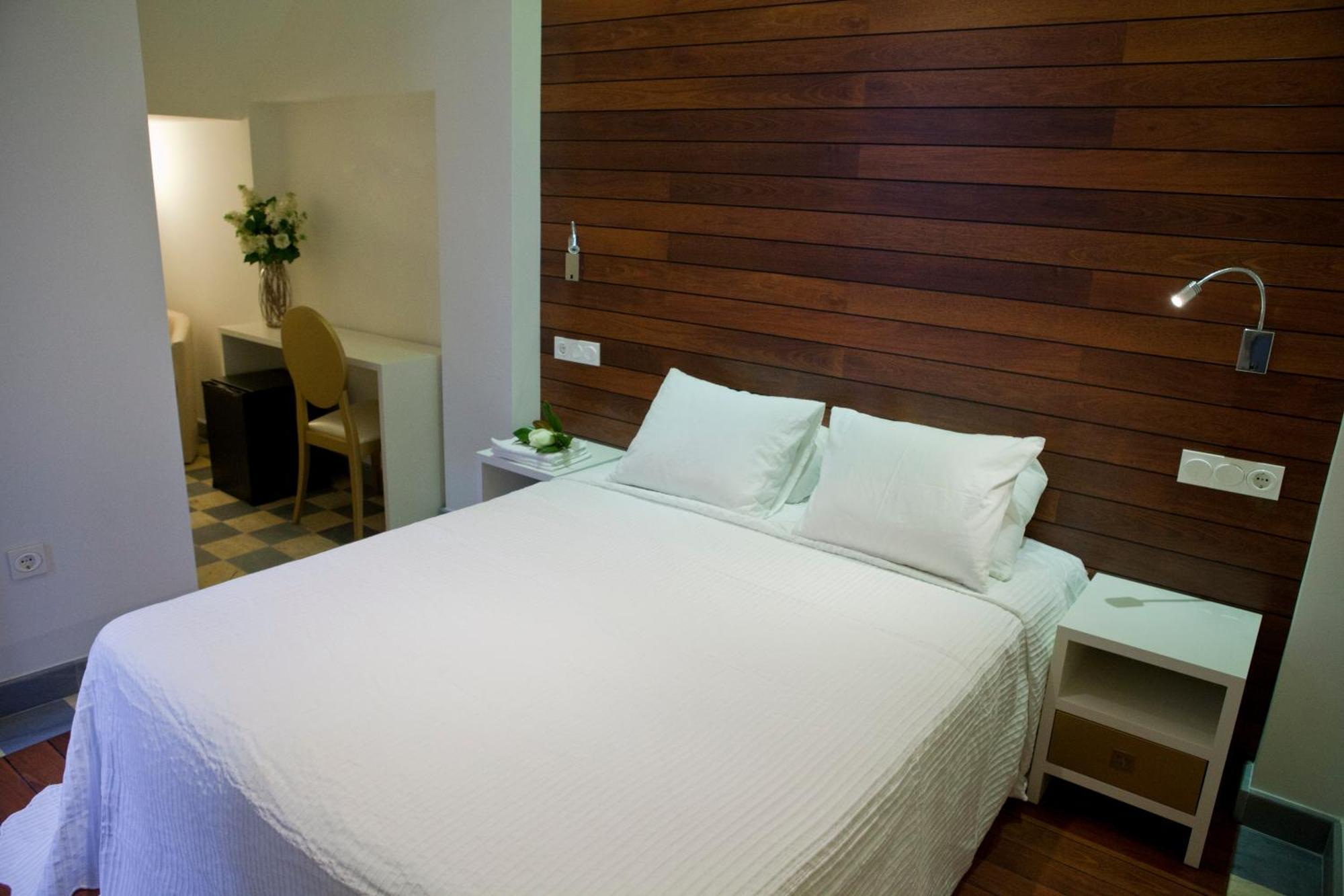 Hostal El Alojado De Velarde Conil De La Frontera Extérieur photo